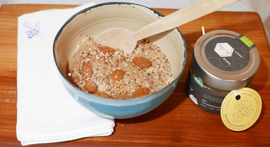 Soulfood: Mandelpudding mit Vanille-Honig